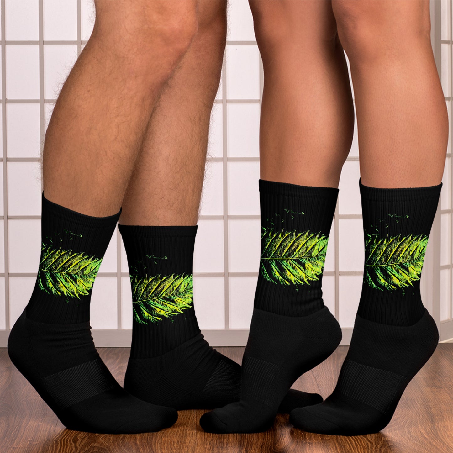 Double Serrated Cannabis Leaf Socks